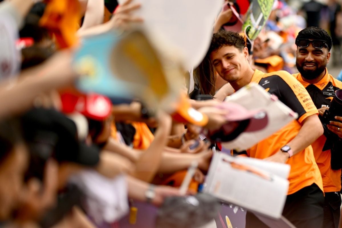 Australian Grand Prix Practice Day -- Formula 1 Round 1 Gets Underway